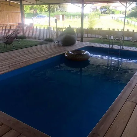 Le Petit Monty Cote Jardin